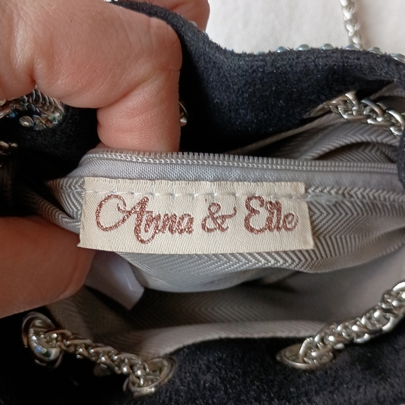 Anna & Elle  Women's Rhinestone Crossbody Bucket Bag - Picture 4 of 6